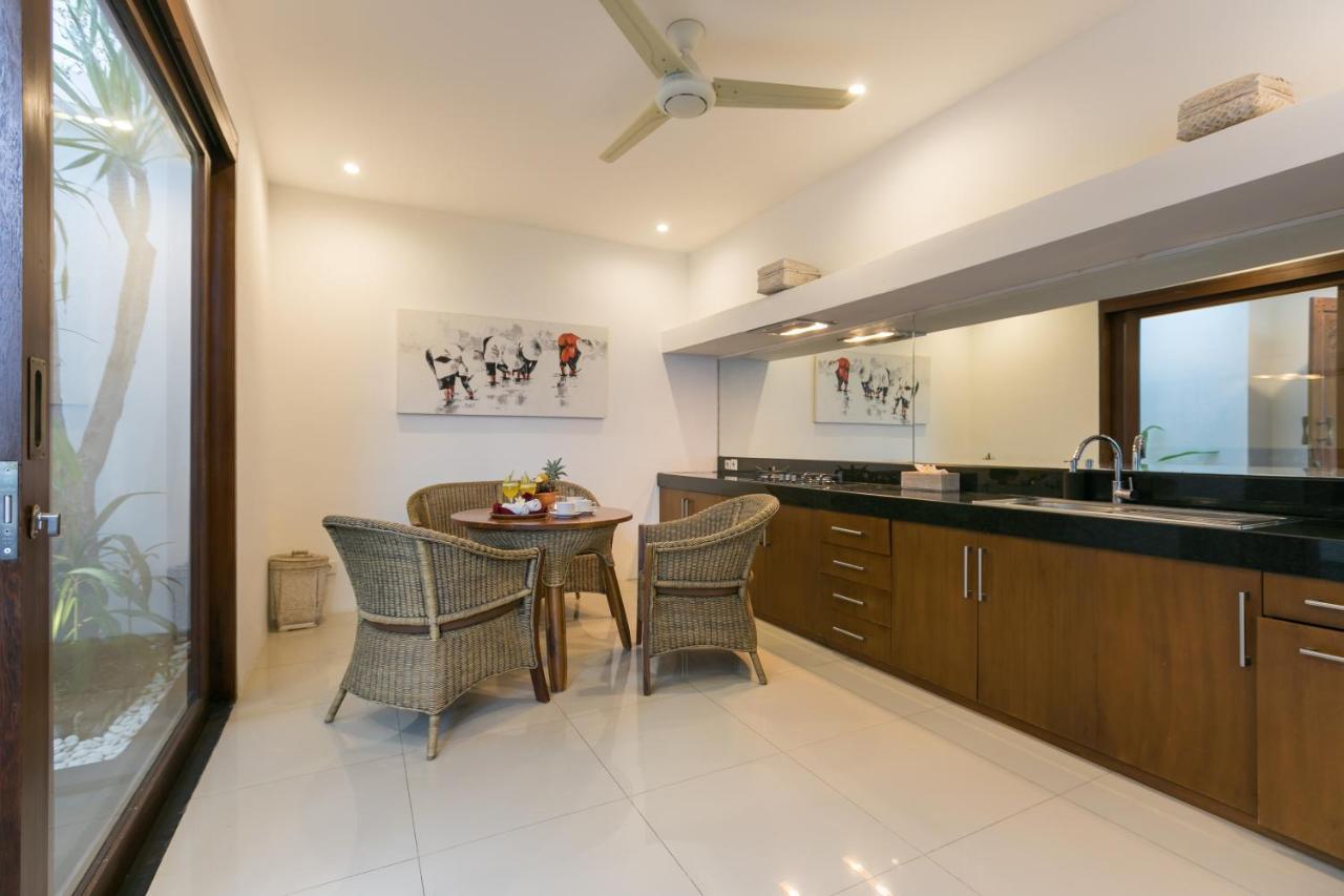 Anari Villas Kuta Legian Exterior foto